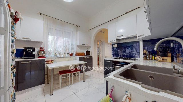 Eladó családi ház, Nagykállóban 59.7 M Ft, 3 szobás