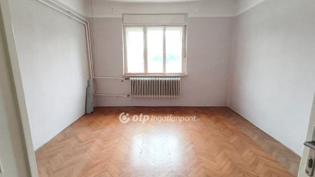 Eladó családi ház, Kenderesen 15.5 M Ft, 2+1 szobás