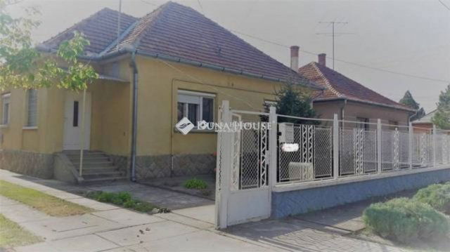 Eladó családi ház, Izsákon 34.5 M Ft, 3 szobás