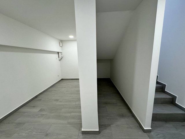Eladó ikerház, Komáromban 79 M Ft, 4 szobás