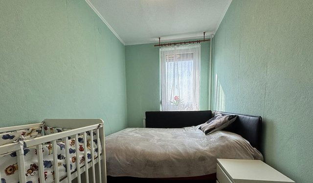 Eladó panellakás, Budapesten, III. kerületben 65.9 M Ft