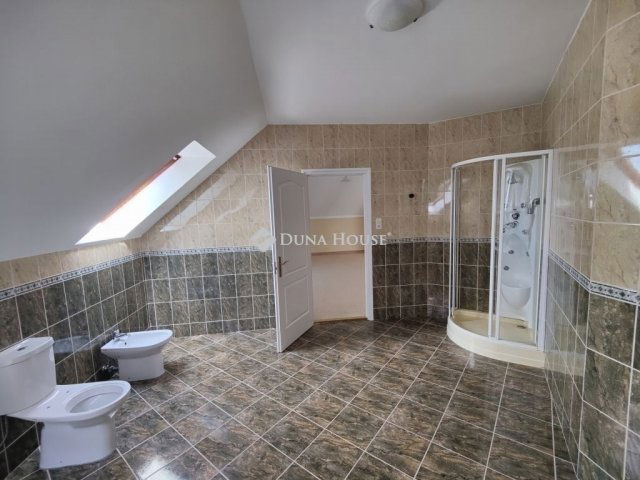 Eladó családi ház, Budapesten, XVIII. kerületben 209 M Ft