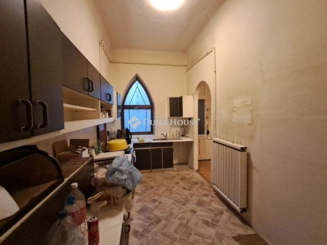 Eladó téglalakás, Budapesten, VII. kerületben 90 M Ft, 4 szobás