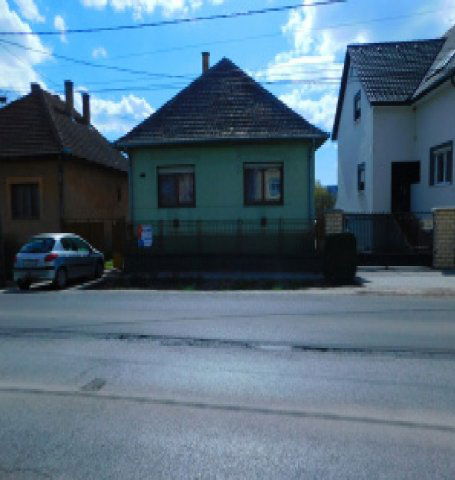 Eladó családi ház, Ikladon 42 M Ft, 4+2 szobás