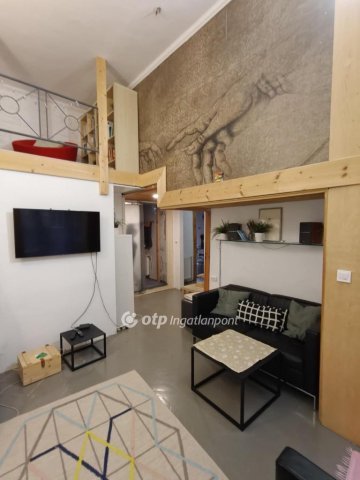 Eladó téglalakás, Budapesten, VII. kerületben 78 M Ft, 2 szobás