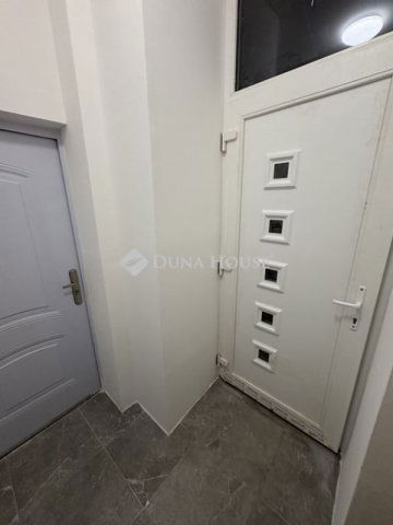 Eladó téglalakás, Budapesten, VII. kerületben 38 M Ft, 1 szobás