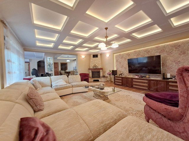 Eladó családi ház, Nyíregyházán 189.9 M Ft, 5 szobás