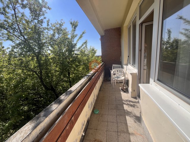 Kiadó téglalakás, albérlet, Pécsett, Haas Mihály téren