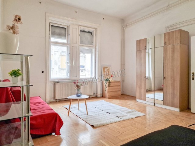 Eladó téglalakás, Budapesten, II. kerületben 119.8 M Ft