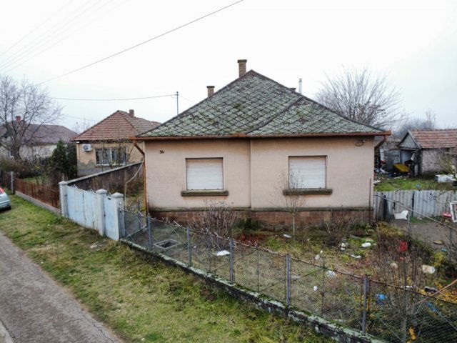 Eladó családi ház, Erdőtelken 11.5 M Ft, 4 szobás