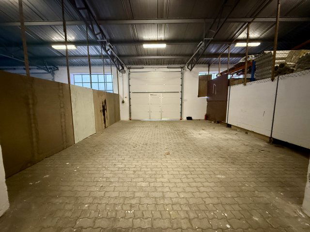 Kiadó ipari ingatlan, Móron 1100 E Ft / hó, 2 szobás