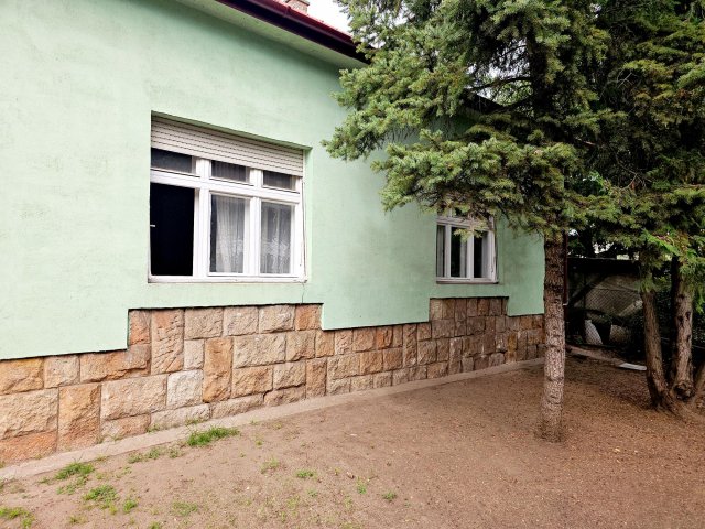 Eladó családi ház, XVIII. kerületben, Szatmárnémeti utcában