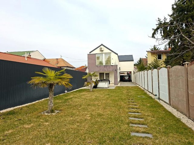 Eladó családi ház, Budapesten, XV. kerületben 168 M Ft, 4 szobás