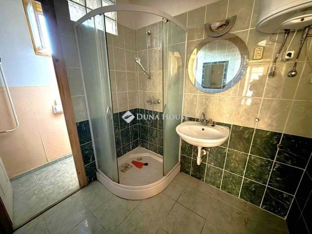 Eladó családi ház, Kerekegyházán 34.8 M Ft, 2 szobás