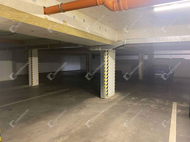 Eladó garázs, Győrött 9 M Ft / költözzbe.hu