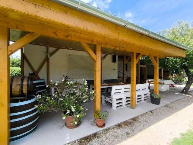 Eladó mezogazdasagi ingatlan, Balatonlelleén 170 M Ft