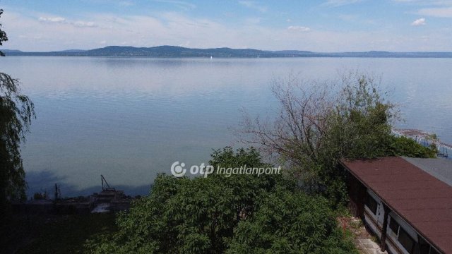 Eladó családi ház, Balatonbogláron 890 M Ft, 7 szobás