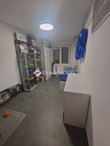 Eladó panellakás, Budapesten, XX. kerületben 67.9 M Ft, 2 szobás