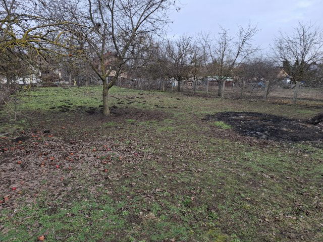 Eladó telek, Szentmártonkátán, Bata Sámuel utcában 26 M Ft