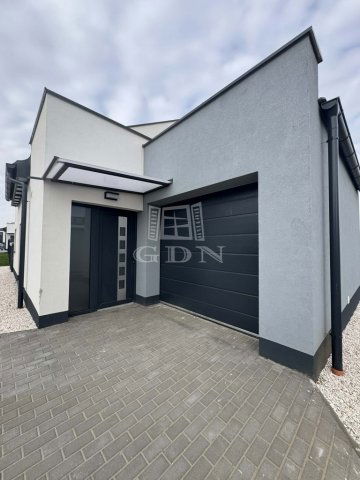 Eladó családi ház, Budapesten, XVIII. kerületben 142 M Ft