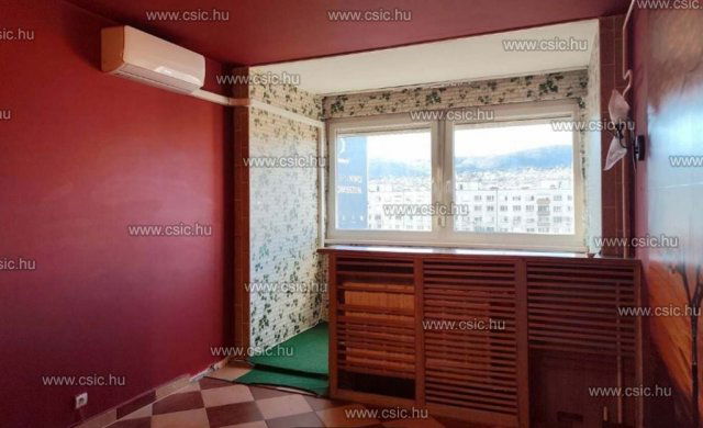 Eladó panellakás, Budapesten, III. kerületben 79.9 M Ft, 3 szobás