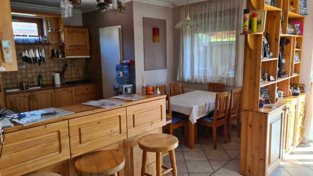 Eladó családi ház, Marcaliban 125 M Ft, 5 szobás