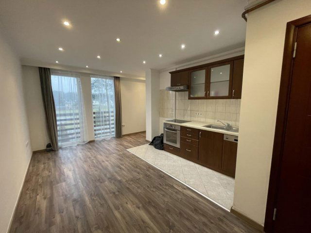 Kiadó téglalakás, albérlet, Tatán 180 E Ft / hó, 1+1 szobás