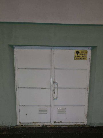 Eladó garázs, Mosonmagyaróváron 9.8 M Ft / költözzbe.hu