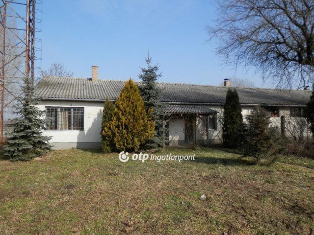 Eladó ipari ingatlan, Őrbottyánban 120 M Ft