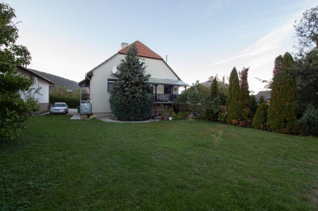 Eladó családi ház, Tardoson 71.9 M Ft, 4 szobás