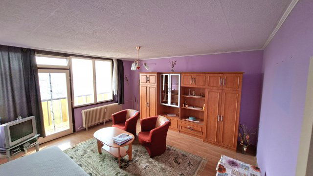 Eladó panellakás, Dombóváron 19.5 M Ft, 2 szobás