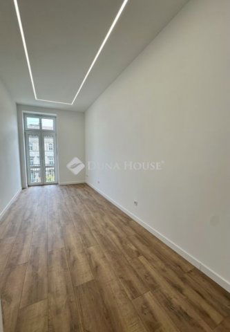 Eladó téglalakás, Budapesten, V. kerületben 181 M Ft, 4 szobás