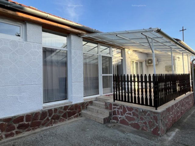 Eladó családi ház, Kaposváron, Kaposfüredi úton 62.8 M Ft