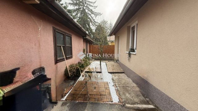 Eladó ikerház, Budapesten, XVIII. kerületben 109 M Ft, 3 szobás