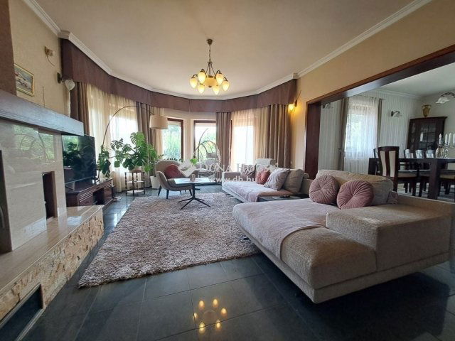 Eladó családi ház, Kecskeméten 149 M Ft, 5 szobás