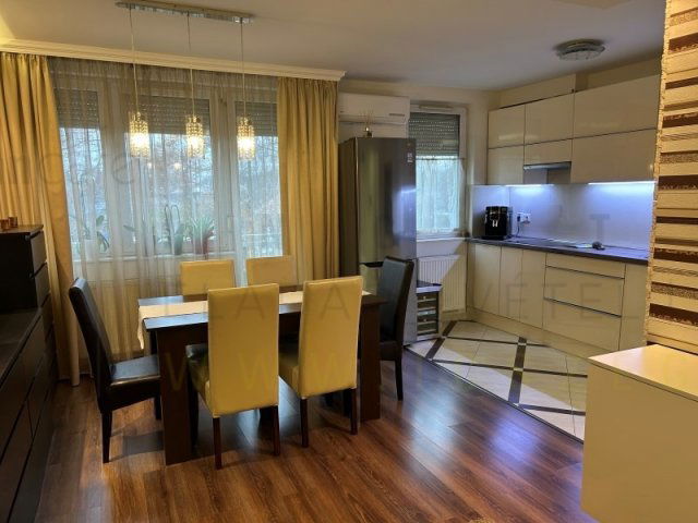 Eladó téglalakás, Szegeden, Hiúz utcában 64.9 M Ft, 1+1 szobás