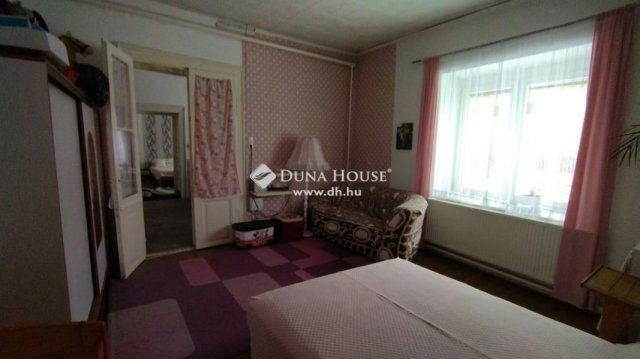 Eladó családi ház, Nagykátán 44 M Ft, 3 szobás