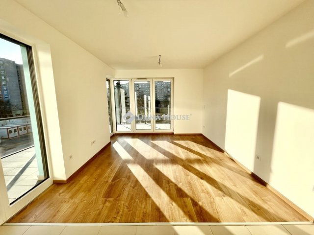 Eladó téglalakás, Budapesten, III. kerületben 104.9 M Ft