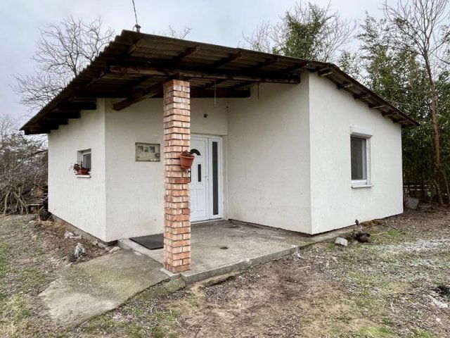 Eladó családi ház, Szentmártonkátán 19.9 M Ft, 1+1 szobás