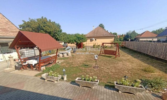 Eladó családi ház, Gyömrőn 99.5 M Ft, 4 szobás