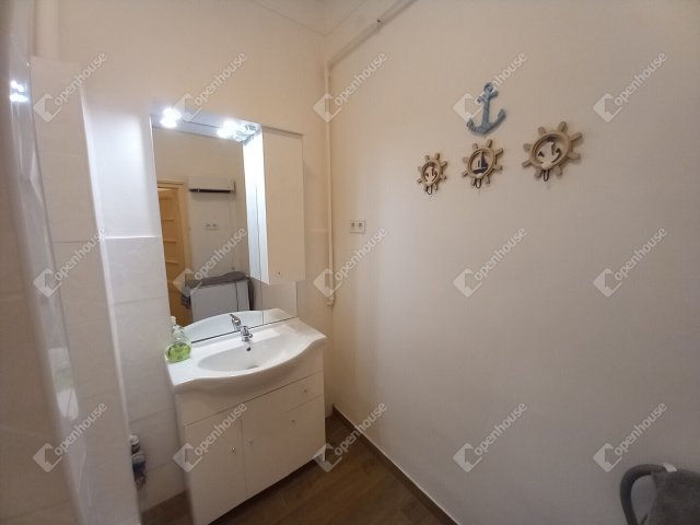 Kiadó téglalakás, albérlet, Szolnokon 120 E Ft / hó, 2 szobás