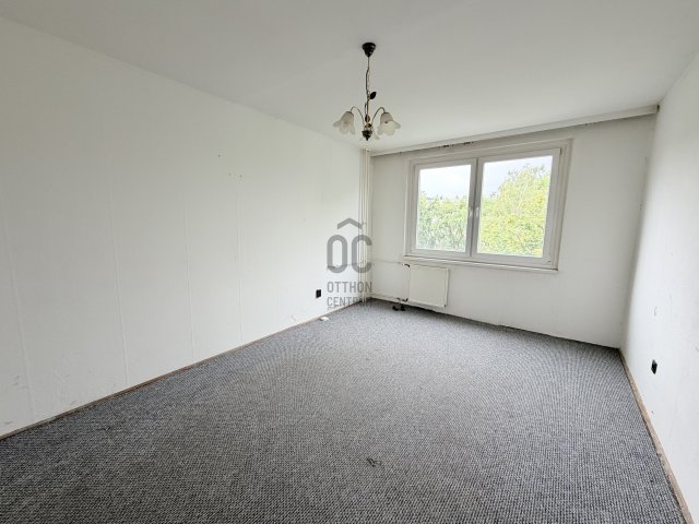 Eladó panellakás, Kazincbarcikán 19.9 M Ft, 2 szobás