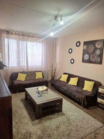 Eladó panellakás, Debrecenben 61.9 M Ft, 2+2 szobás