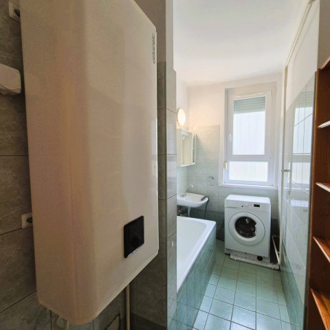 Eladó téglalakás, Kecskeméten 47.9 M Ft, 2 szobás