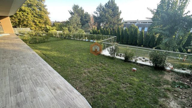 Eladó téglalakás, Pécsett 114.75 M Ft, 2 szobás