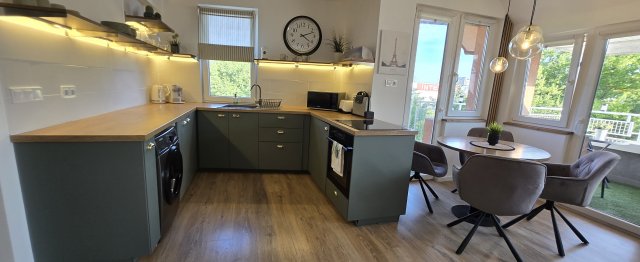 Eladó téglalakás, Debrecenben, Nádor utcában 170 M Ft, 4 szobás