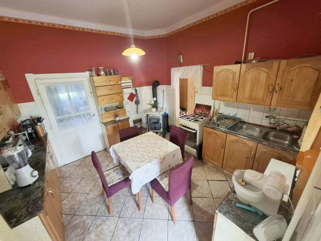 Eladó családi ház, Somogysárdon 32.5 M Ft, 5 szobás