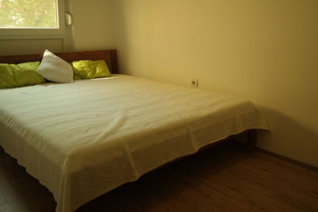 Kiadó téglalakás, albérlet, Pécsett 220 E Ft / hó, 2 szobás