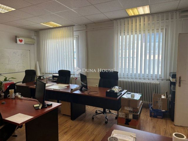 Kiadó iroda, Budapesten, IV. kerületben 303 E Ft / hó