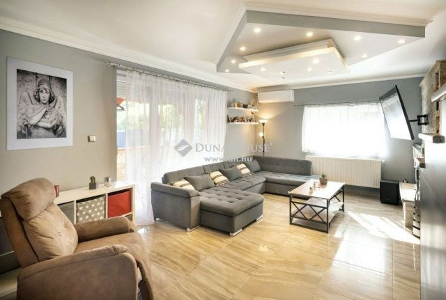 Eladó családi ház, Tokodon 109 M Ft, 5 szobás